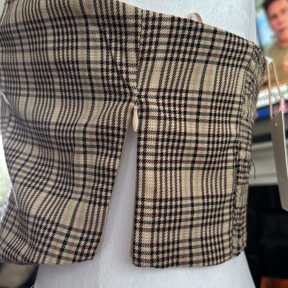 GB
Strapless Plaid Print Smocked Back Bustier Top - Picture 4 of 4